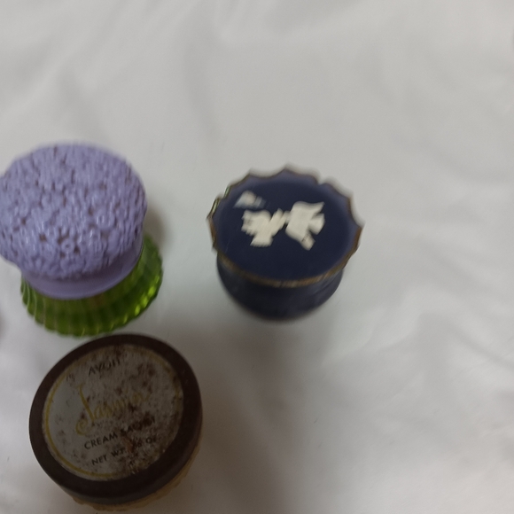 !4 avon cream sachet jars - Picture 4 of 5